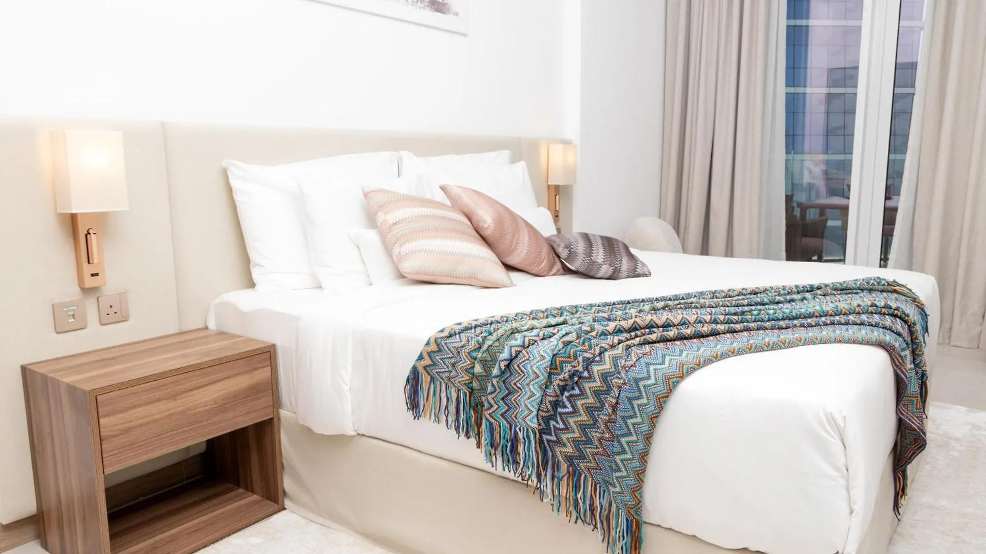 Apartment Lusso Hometels Missoni Business Bay Dubai