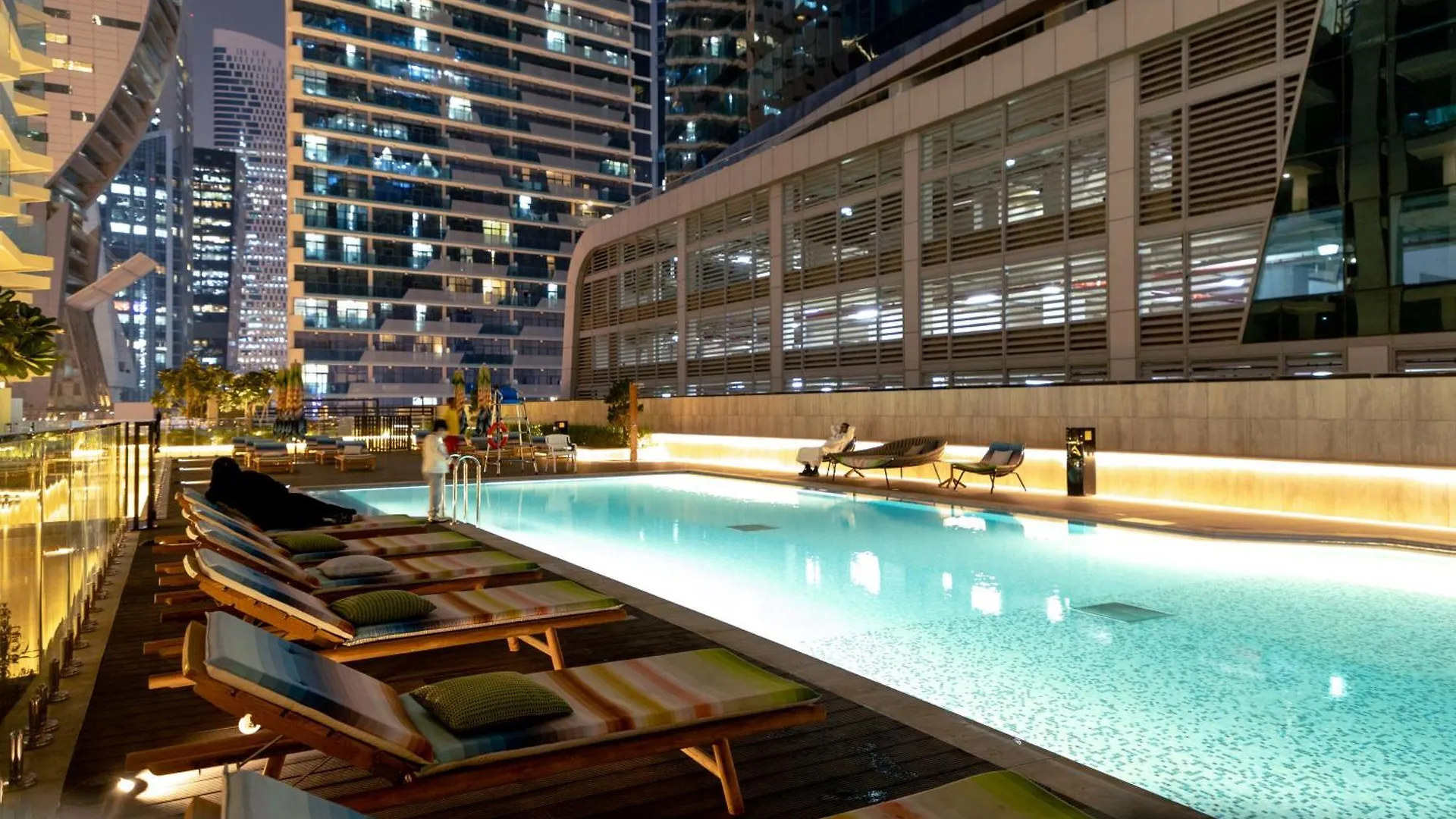 Apartment Lusso Hometels Missoni Business Bay Dubai